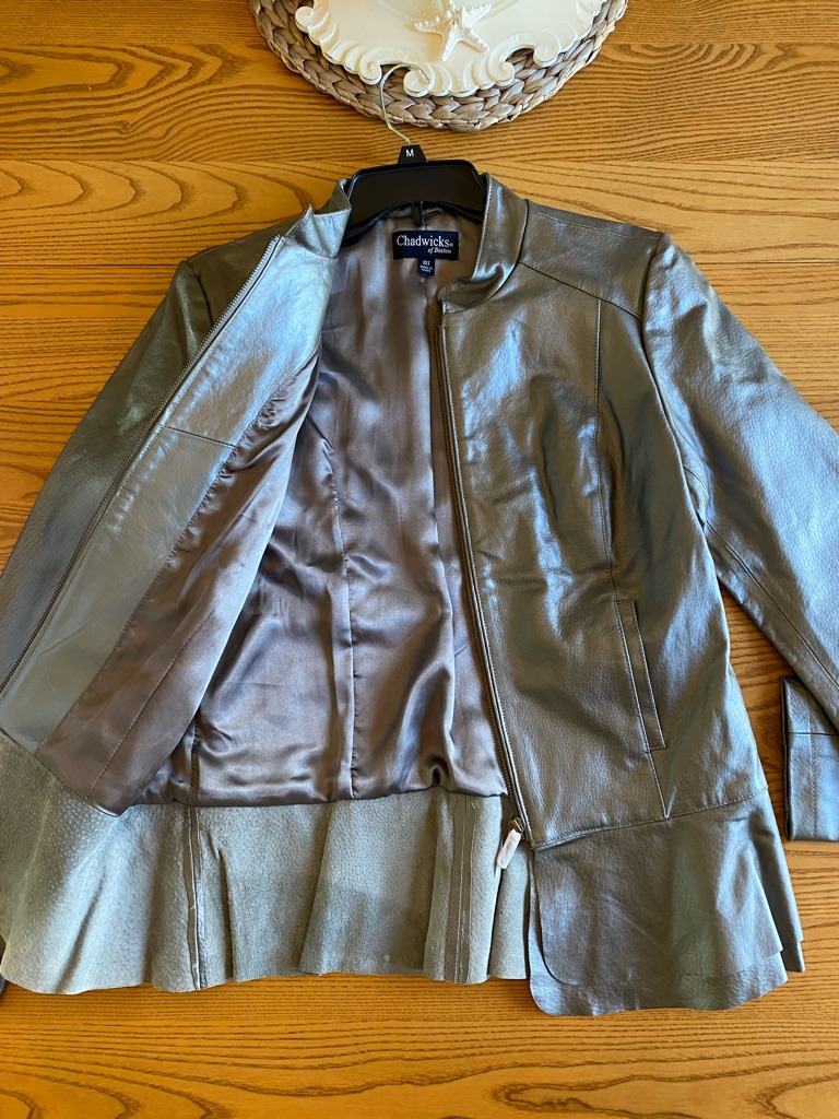 Nwt 10 Tall Chadwicks Silver/Pewter Metallic Leather Zip Jacket — image 6 of 7